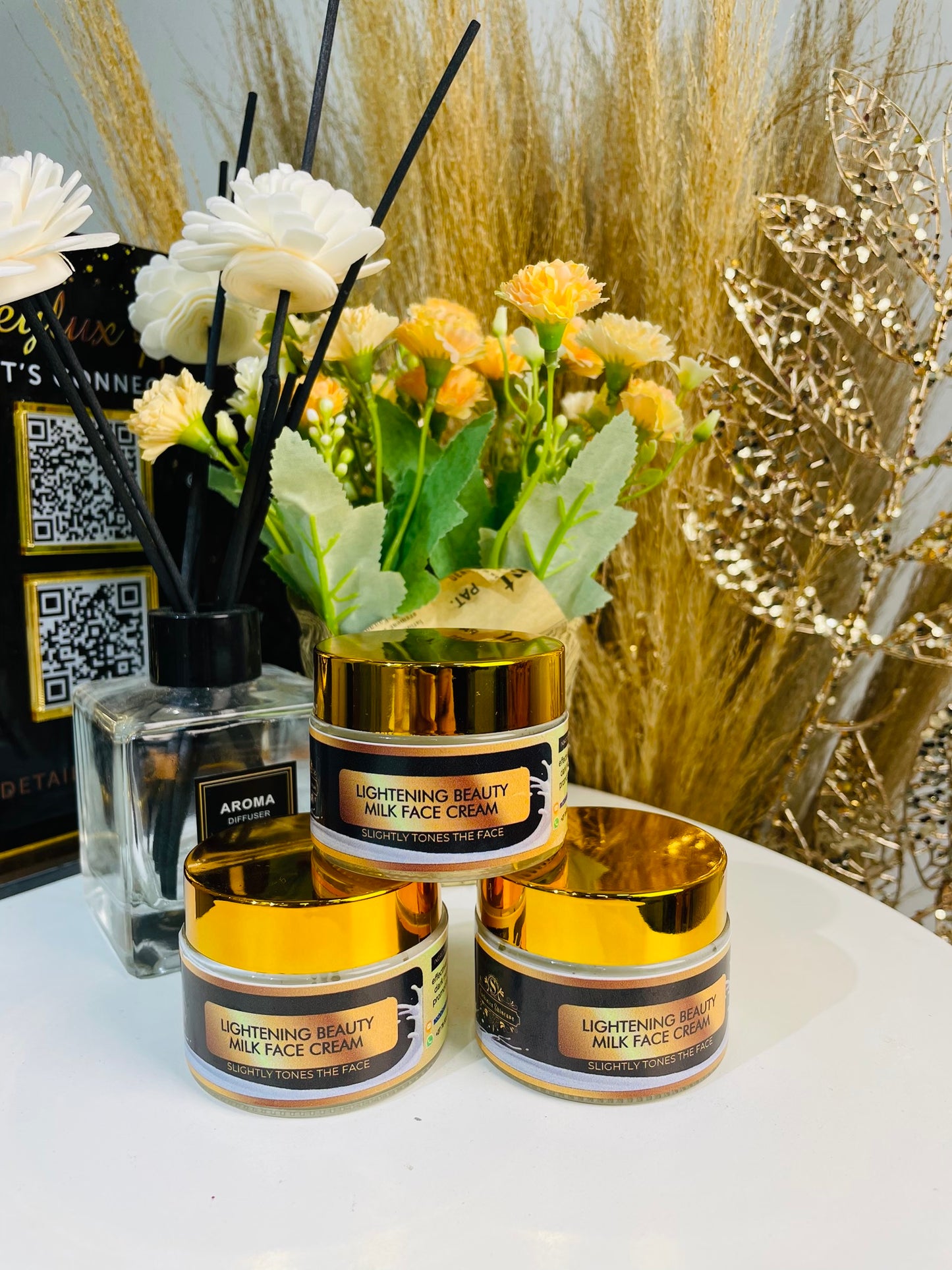 Lightening Beauty Milk Face Cream