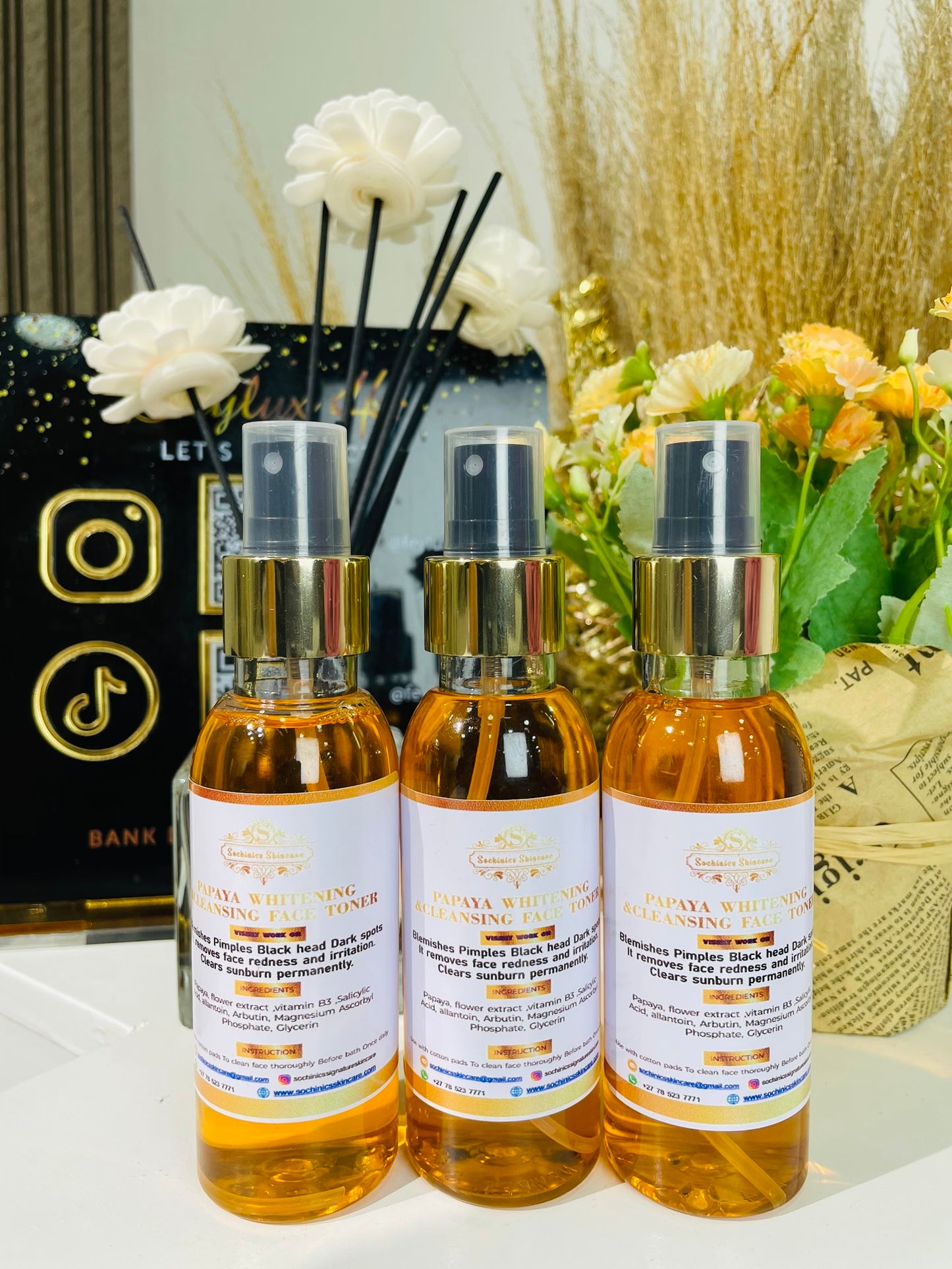 PAPAYA WHITENING CLEANSING FACE TONER