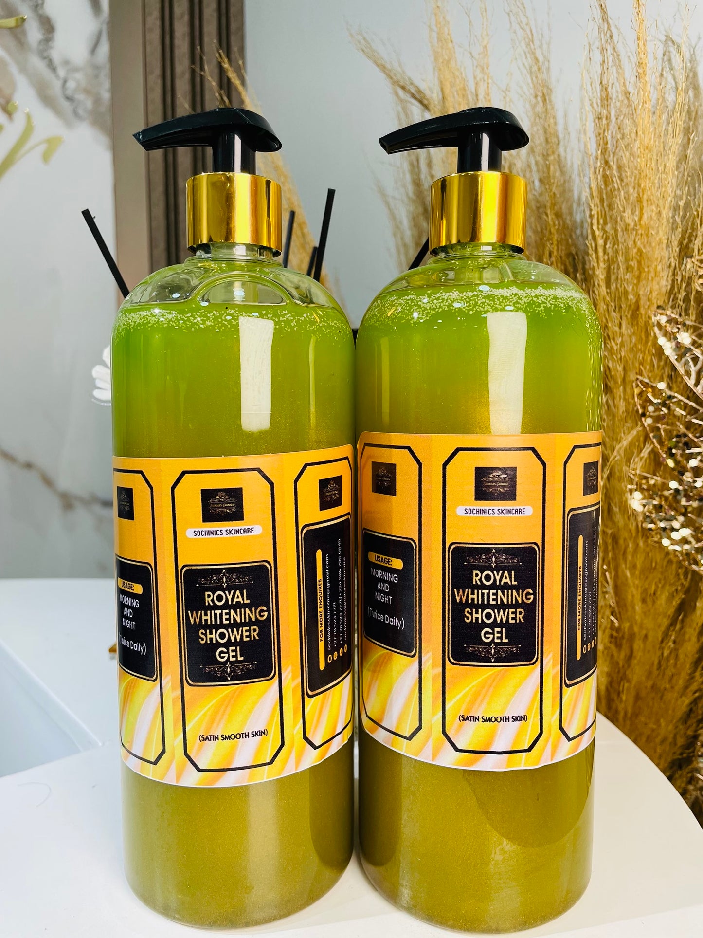 Royal Whitening Shower Gel