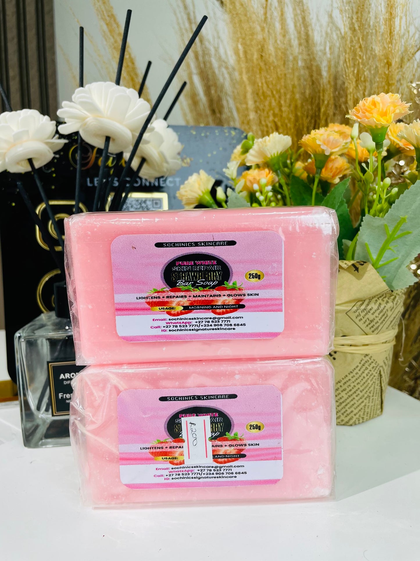 Pure White Skin Repair Strawberry Bar Soap