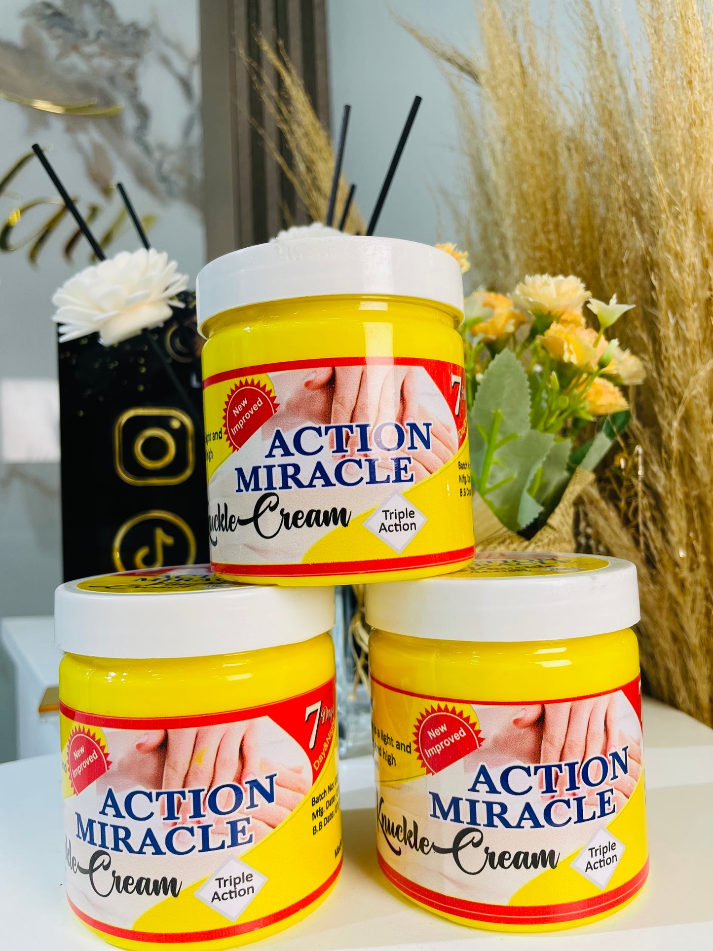 ACTION MIRACLE KNUCKLE CREAM