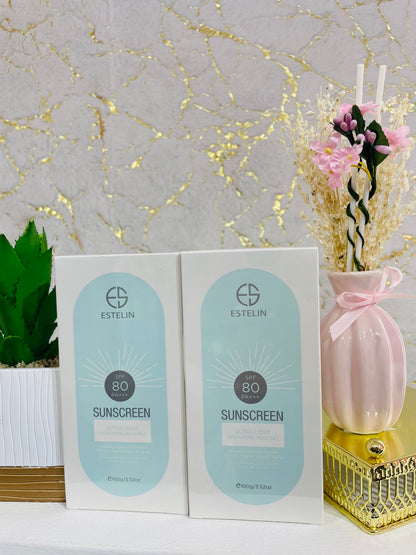 Stealing Sunscreen Ultra-Light Hydrating Invisible SPF 80+